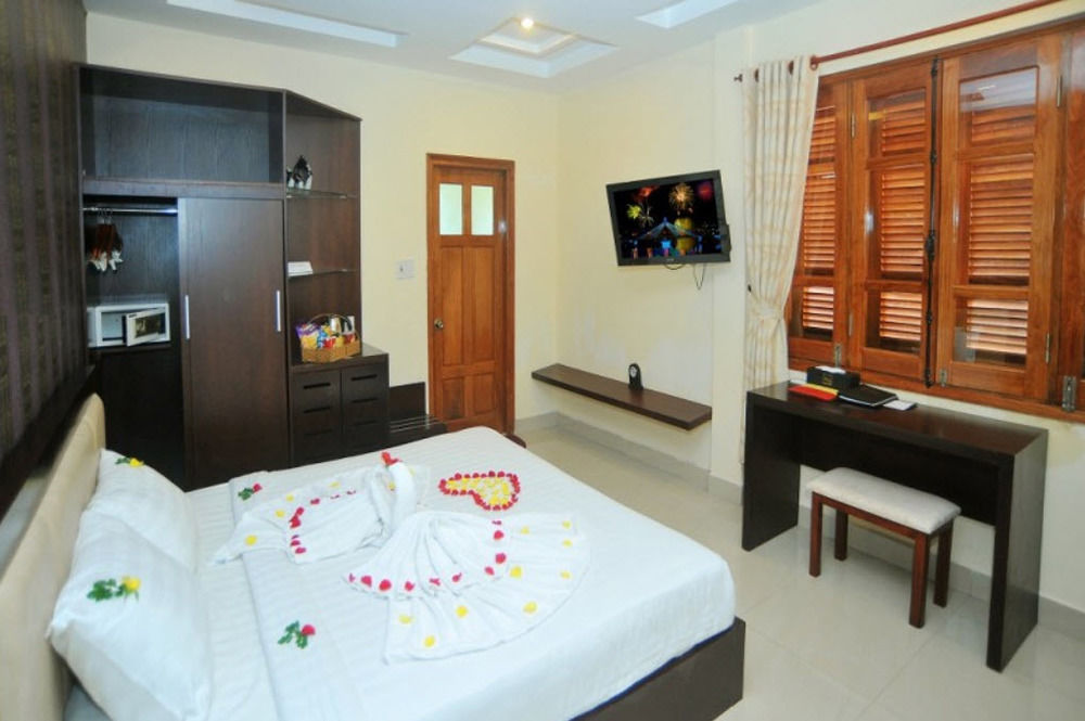 Sofia Suite Hotel Danang Exterior foto