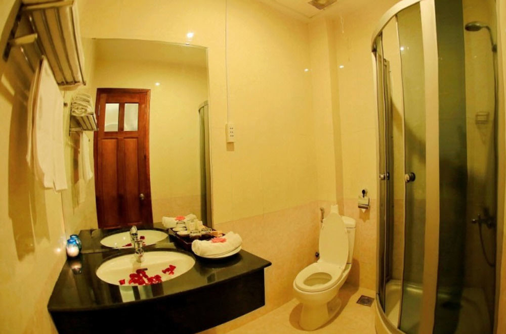 Sofia Suite Hotel Danang Exterior foto