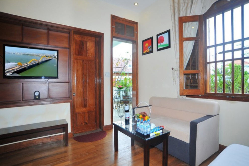 Sofia Suite Hotel Danang Exterior foto
