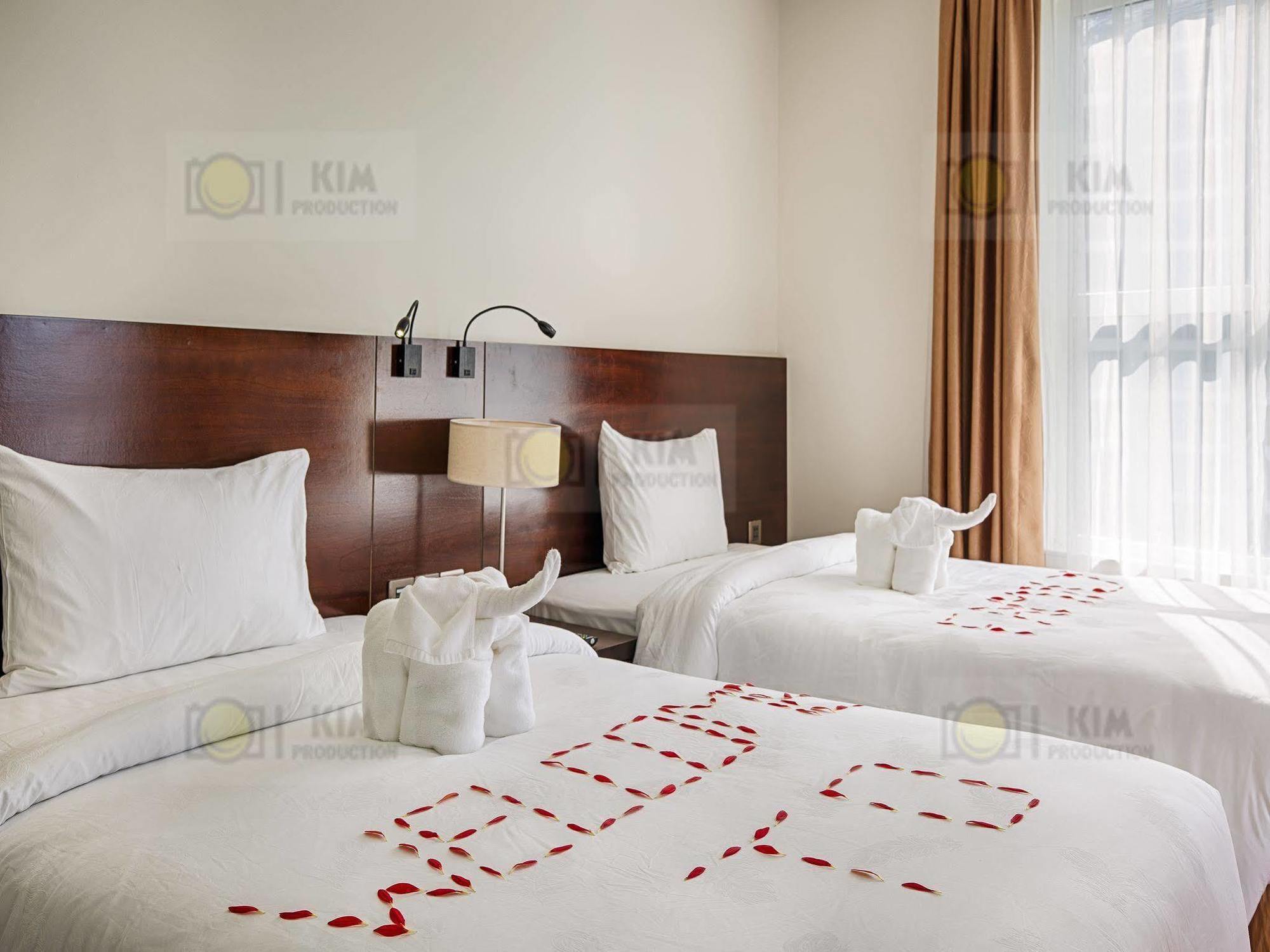 Sofia Suite Hotel Danang Exterior foto